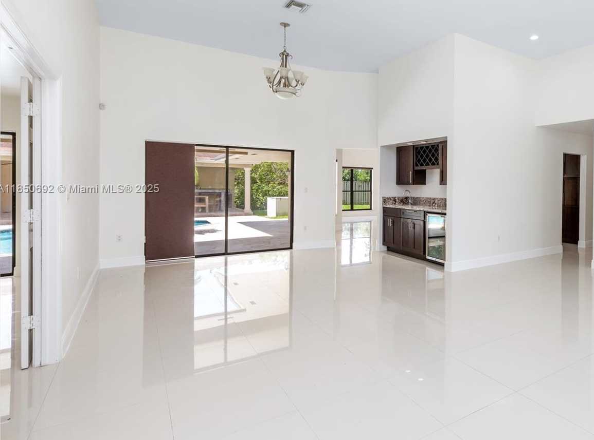 Small Image of 8110 SOUTH WEST 188TH ST, Cutler Bay Number 5