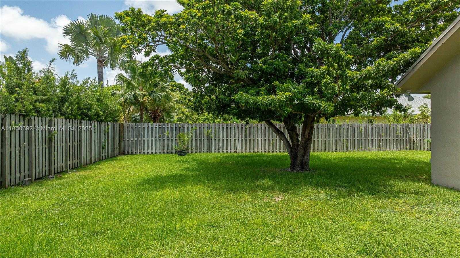 Small Image of 8110 SOUTH WEST 188TH ST, Cutler Bay Number 72