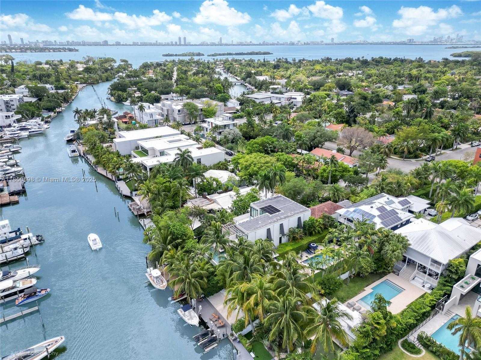 Small Image of 755 NORTH EAST 77TH STREET, Miami Number 37