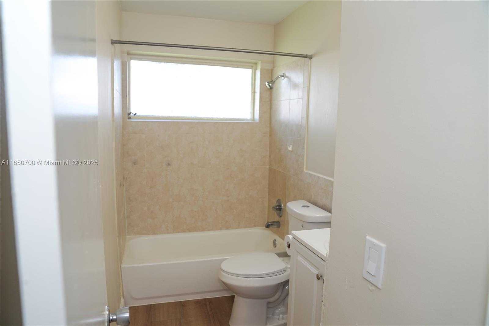 Small Image of 2405 NORTH WEST 54TH ST, Tamarac Number 15