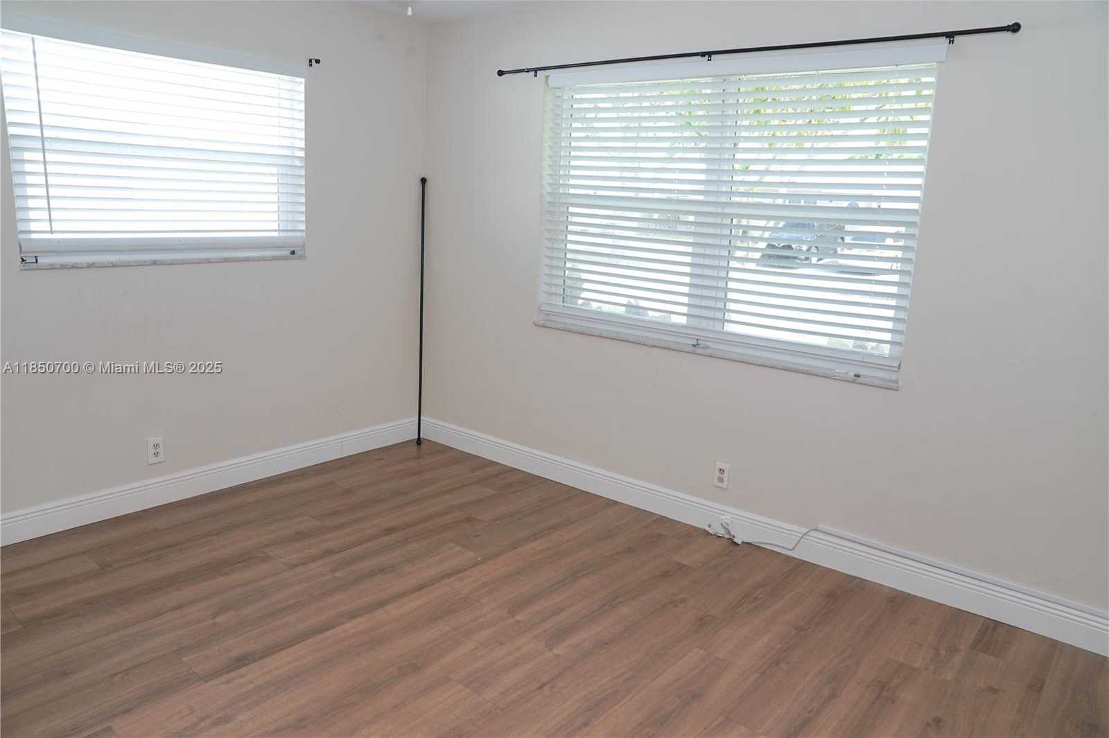 Small Image of 2405 NORTH WEST 54TH ST, Tamarac Number 17