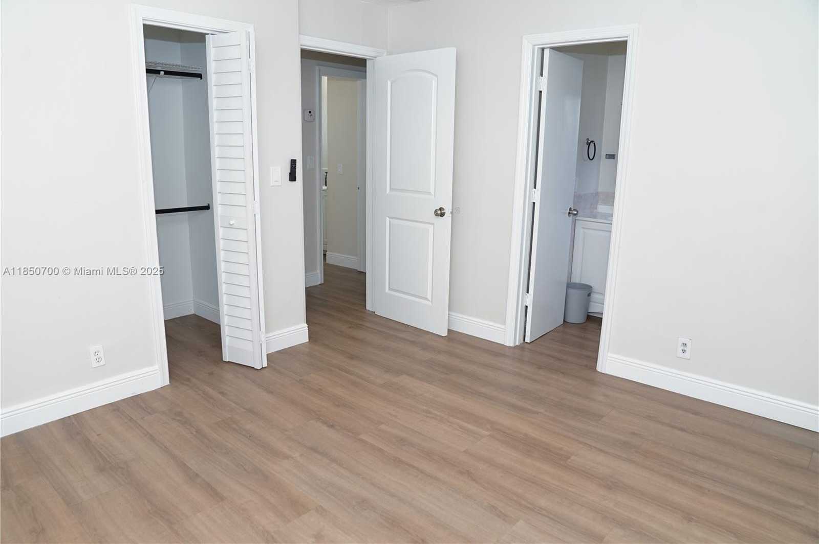 Small Image of 2405 NORTH WEST 54TH ST, Tamarac Number 20