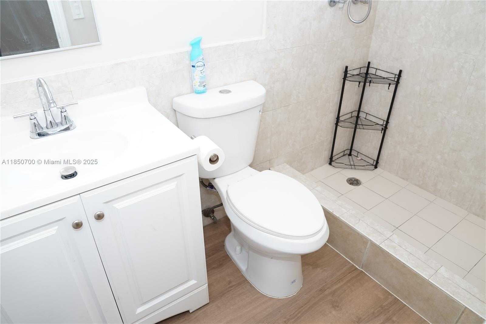 Small Image of 2405 NORTH WEST 54TH ST, Tamarac Number 22