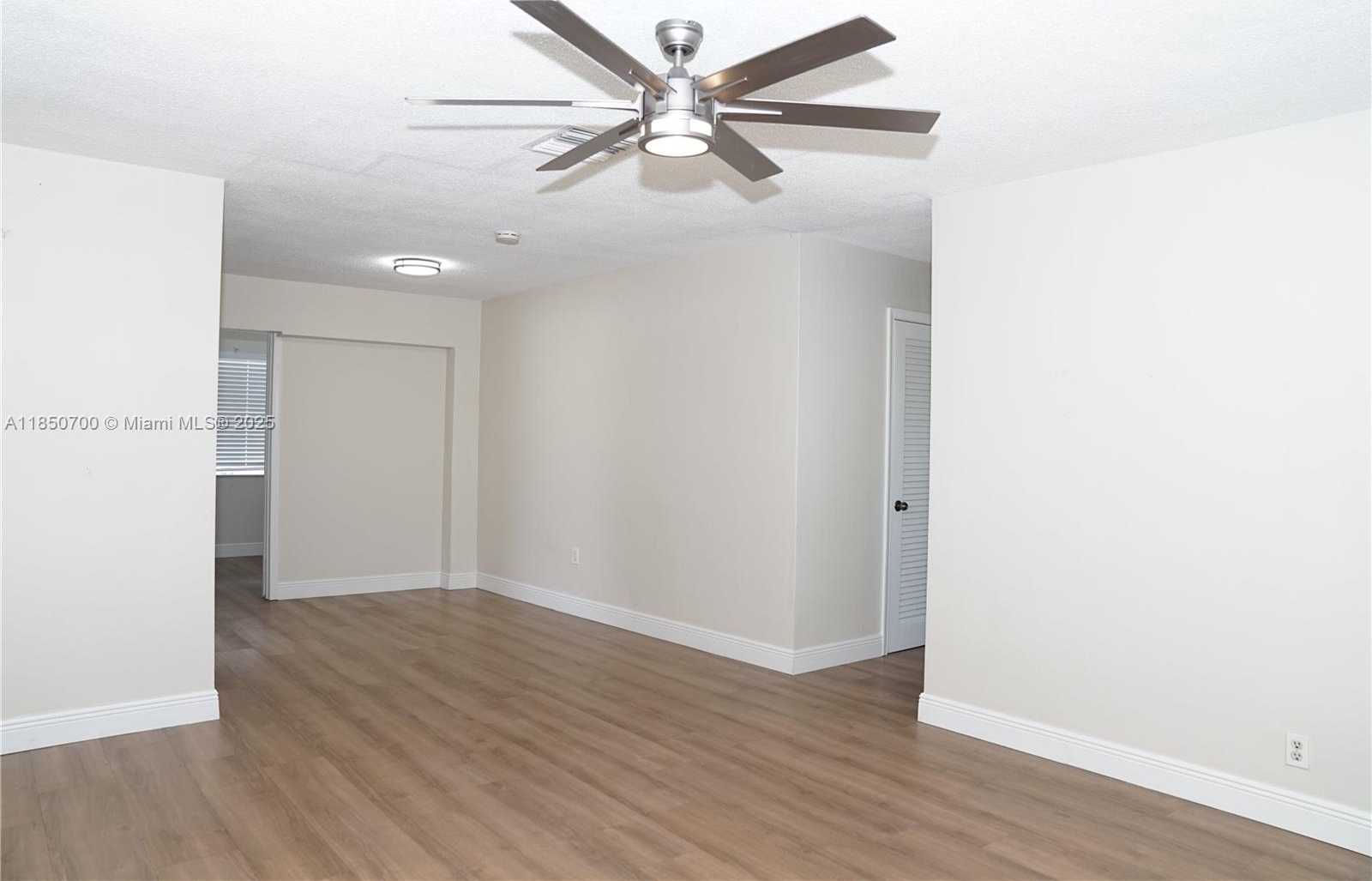 Small Image of 2405 NORTH WEST 54TH ST, Tamarac Number 4