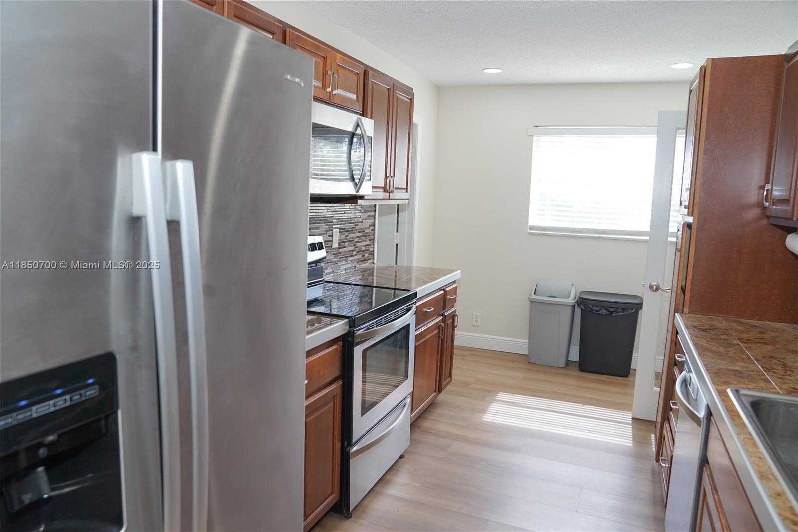 Small Image of 2405 NORTH WEST 54TH ST, Tamarac Number 9