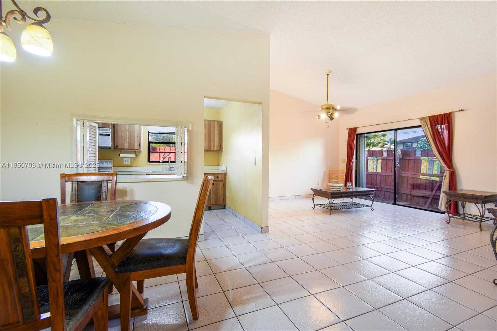 Small Image of 13880 SOUTH WEST 44TH TER, Miami Number 17