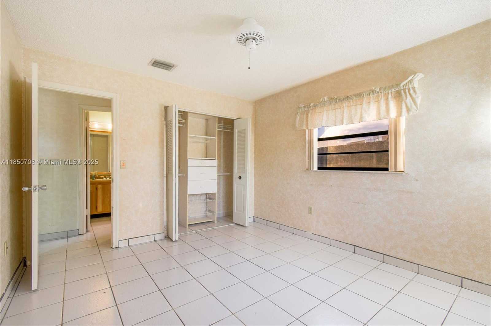 Small Image of 13880 SOUTH WEST 44TH TER, Miami Number 19