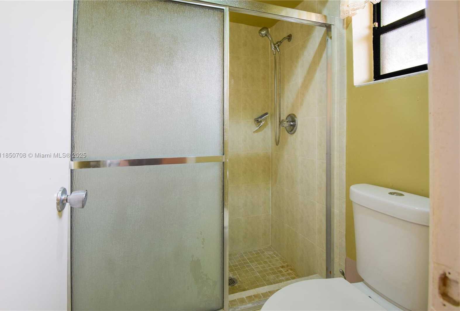 Small Image of 13880 SOUTH WEST 44TH TER, Miami Number 26