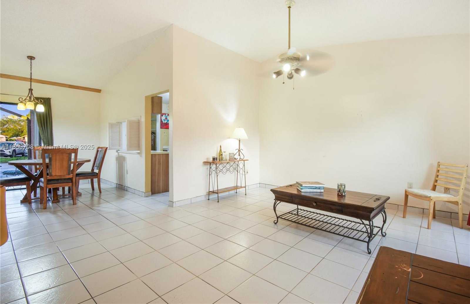 Small Image of 13880 SOUTH WEST 44TH TER, Miami Number 31