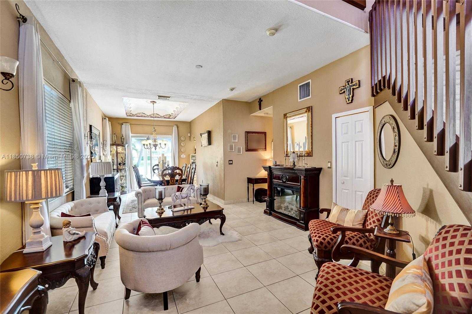 Small Image of 5337 SOUTH WEST 131 TERRACE, Miramar Number 12