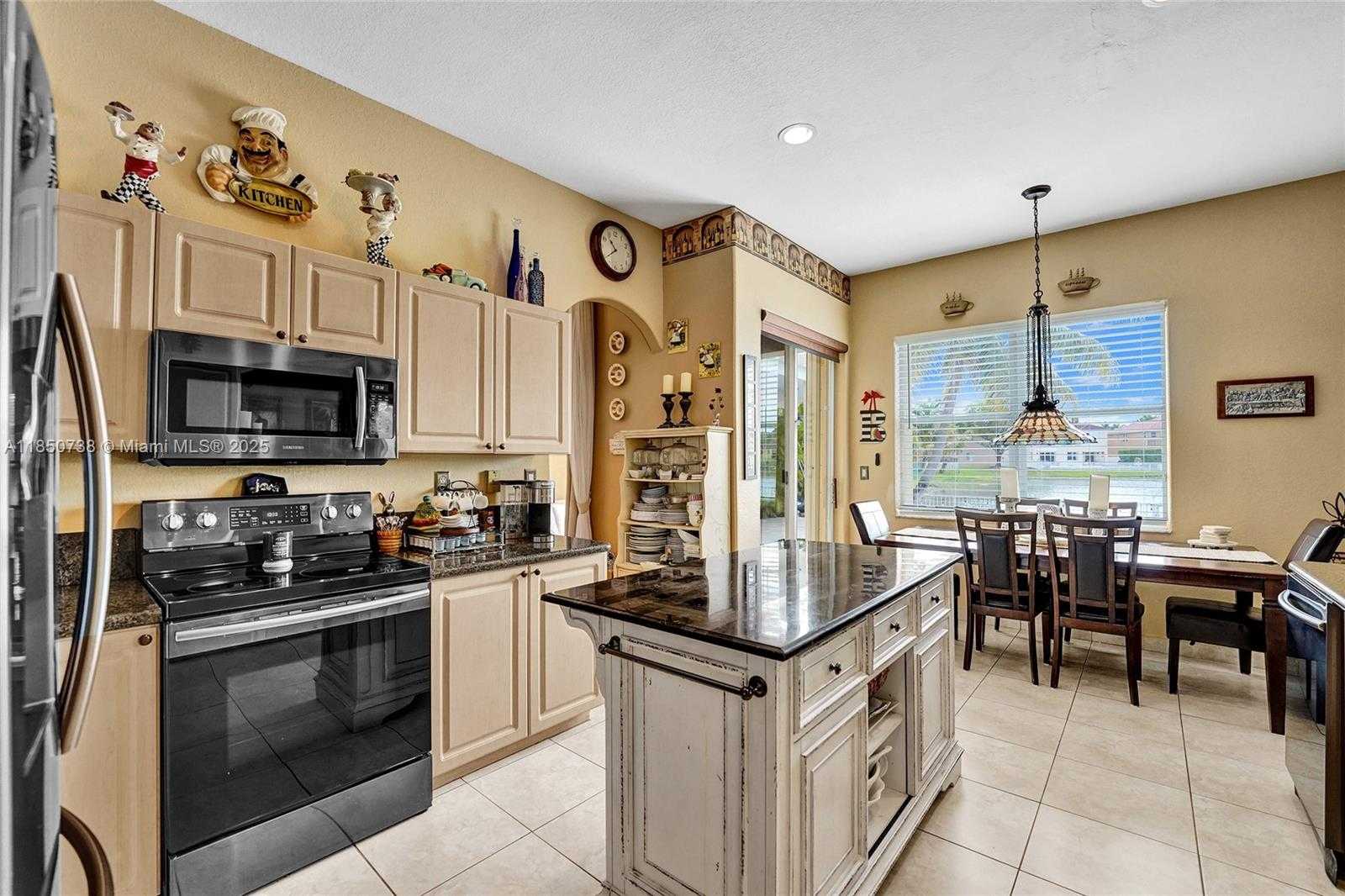 Small Image of 5337 SOUTH WEST 131 TERRACE, Miramar Number 21
