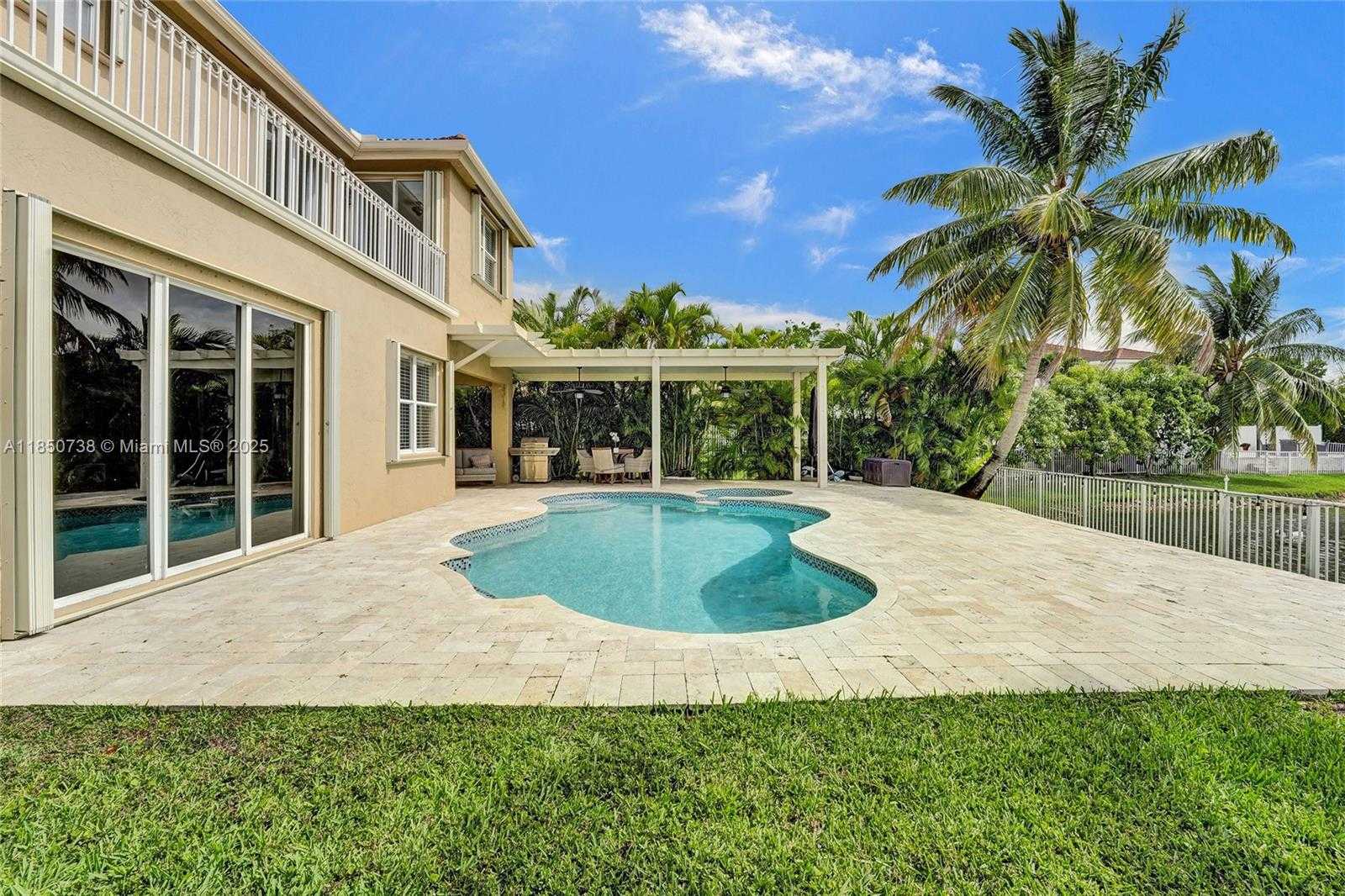 Small Image of 5337 SOUTH WEST 131 TERRACE, Miramar Number 3