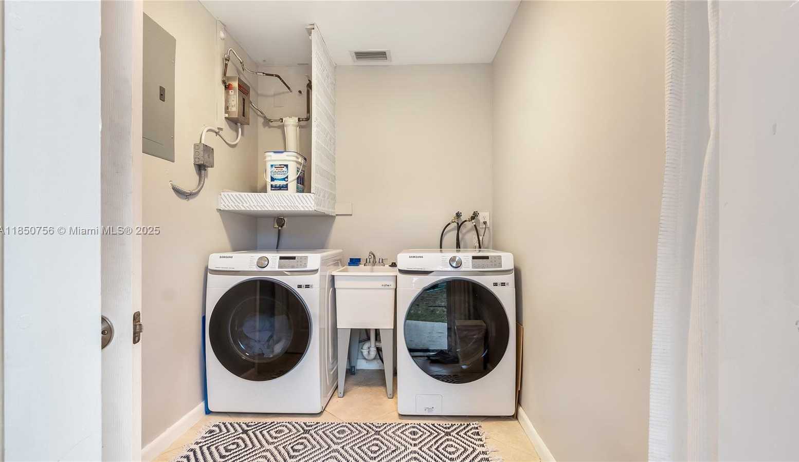 Small Image of 3820 CORAL SPRINGS DR, Coral Springs Number 14
