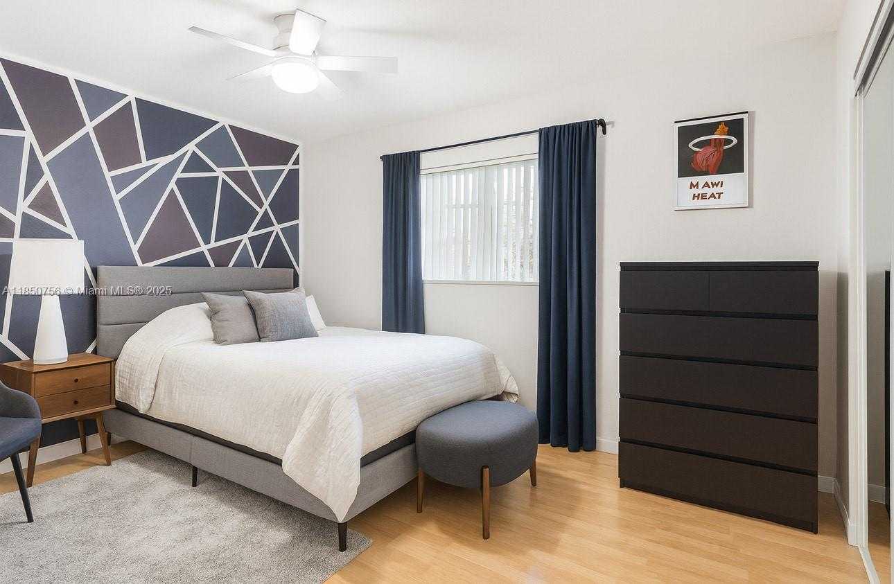 Small Image of 3820 CORAL SPRINGS DR, Coral Springs Number 9