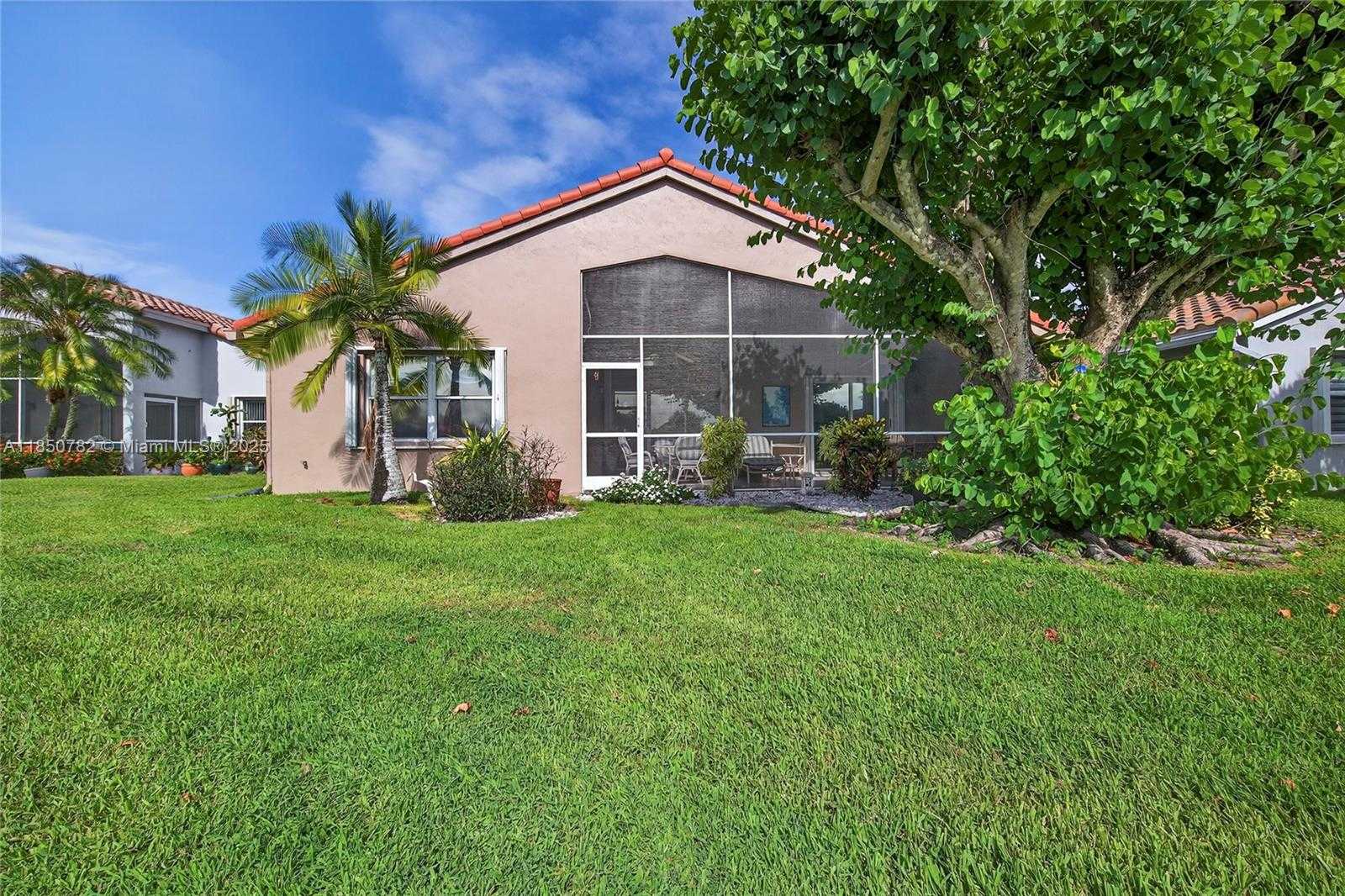 Small Image of 11569 PALLAS DR, Boynton Beach Number 35