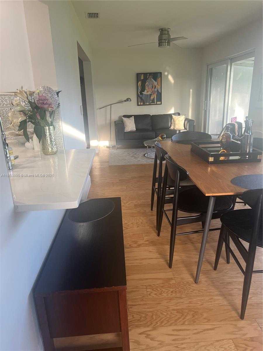 Small Image of 8221 NORTH WEST 14TH ST, Plantation Number 11