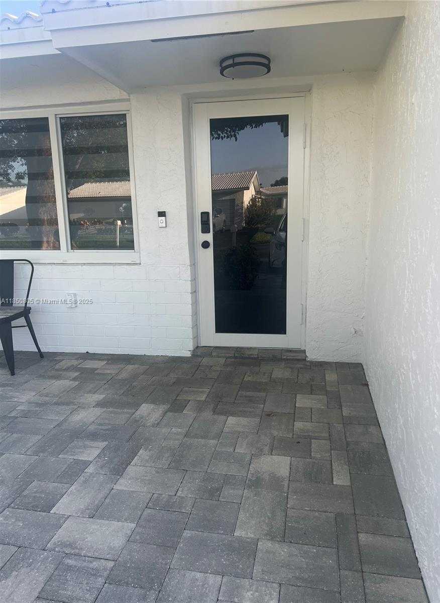 Small Image of 8221 NORTH WEST 14TH ST, Plantation Number 22