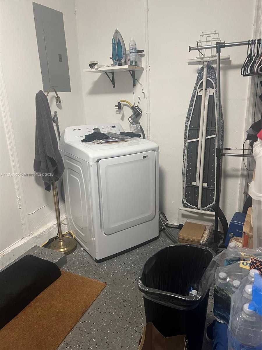 Small Image of 8221 NORTH WEST 14TH ST, Plantation Number 26