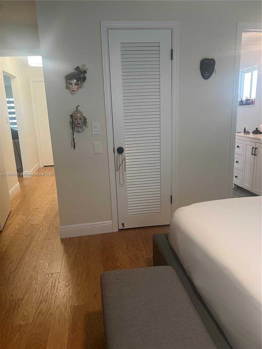 Small Image of 8221 NORTH WEST 14TH ST, Plantation Number 40