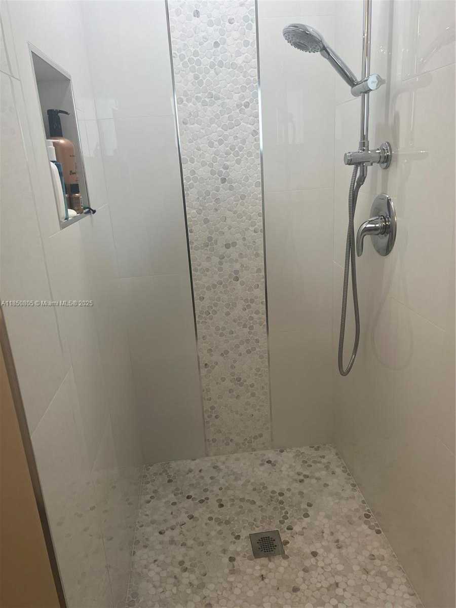 Small Image of 8221 NORTH WEST 14TH ST, Plantation Number 45
