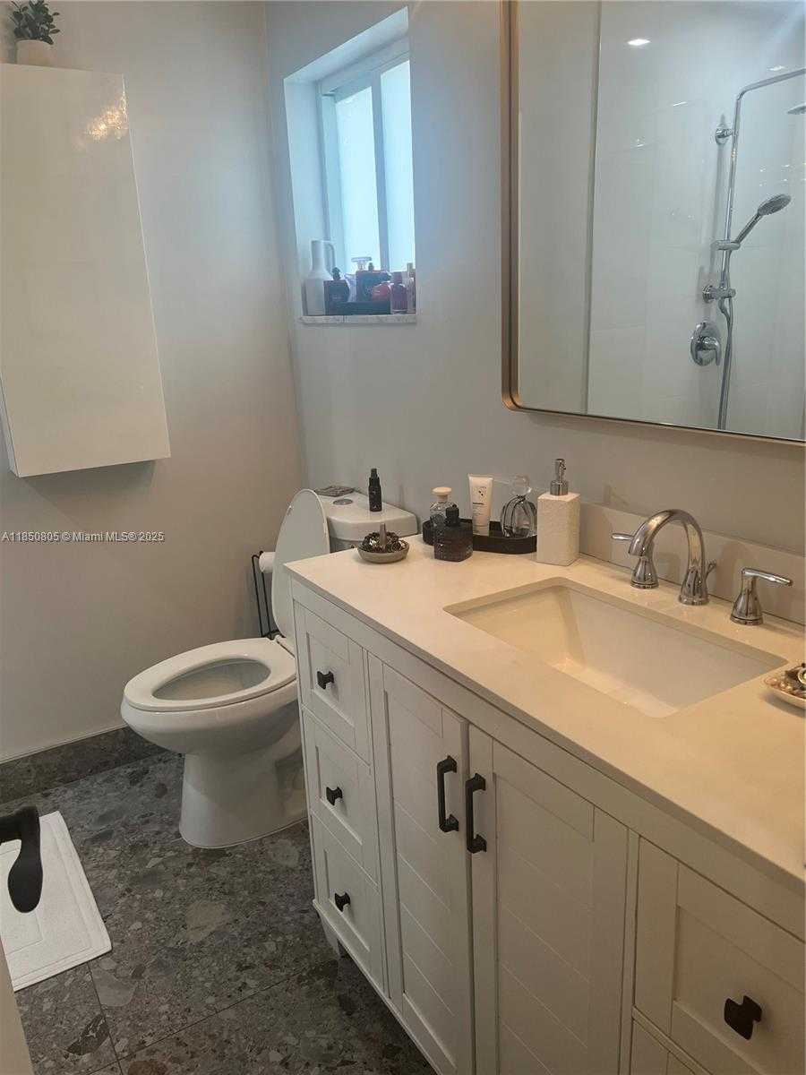 Small Image of 8221 NORTH WEST 14TH ST, Plantation Number 46