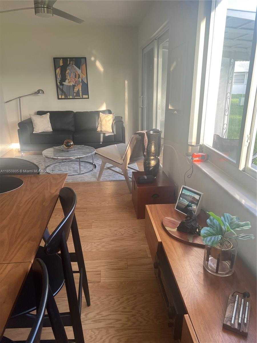 Small Image of 8221 NORTH WEST 14TH ST, Plantation Number 9