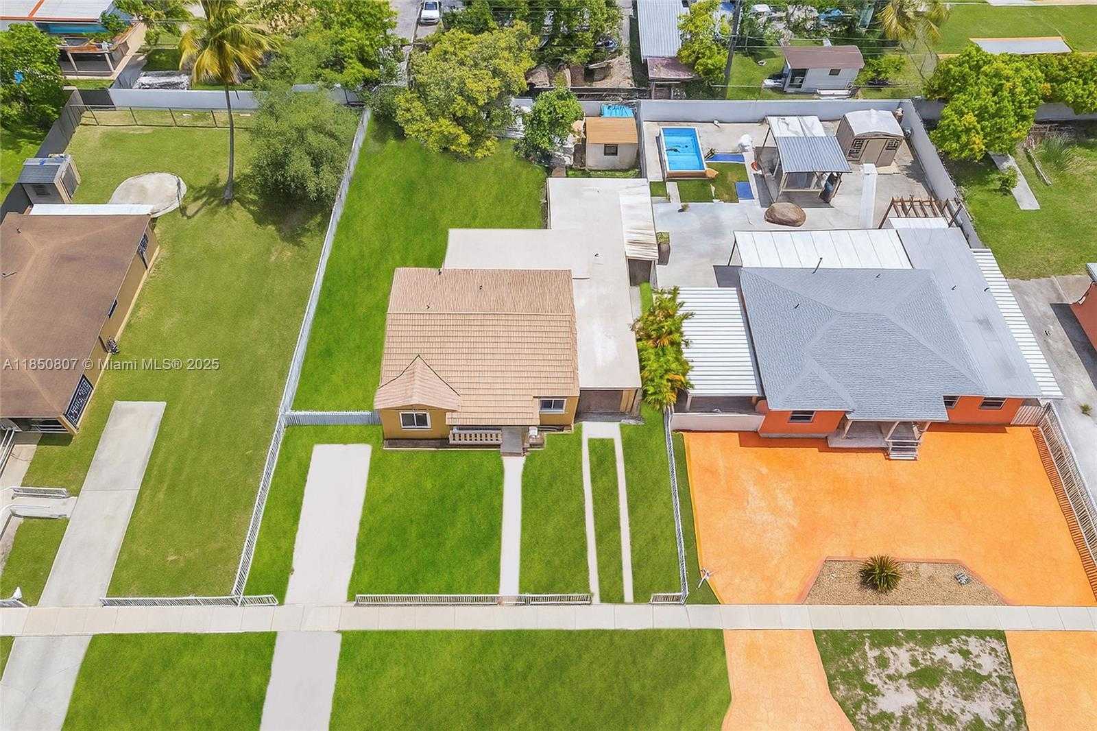 Small Image of 250 EAST 34TH ST, Hialeah Number 12