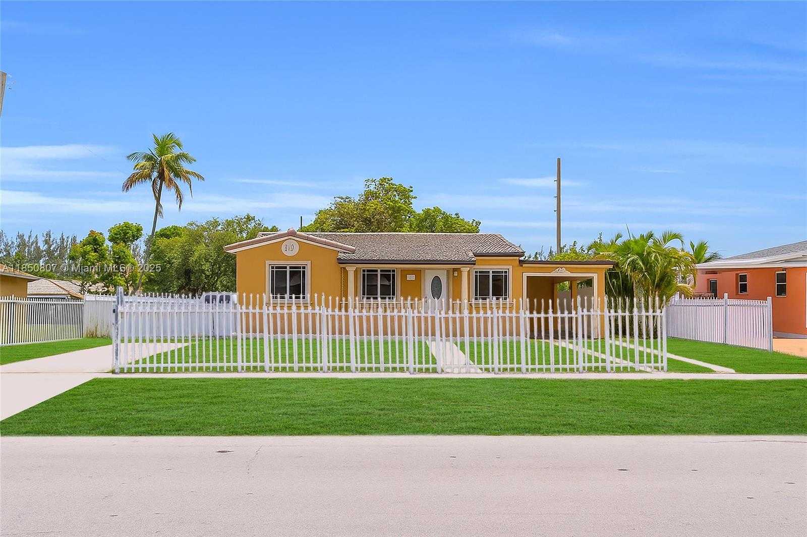 Small Image of 250 EAST 34TH ST, Hialeah Number 2