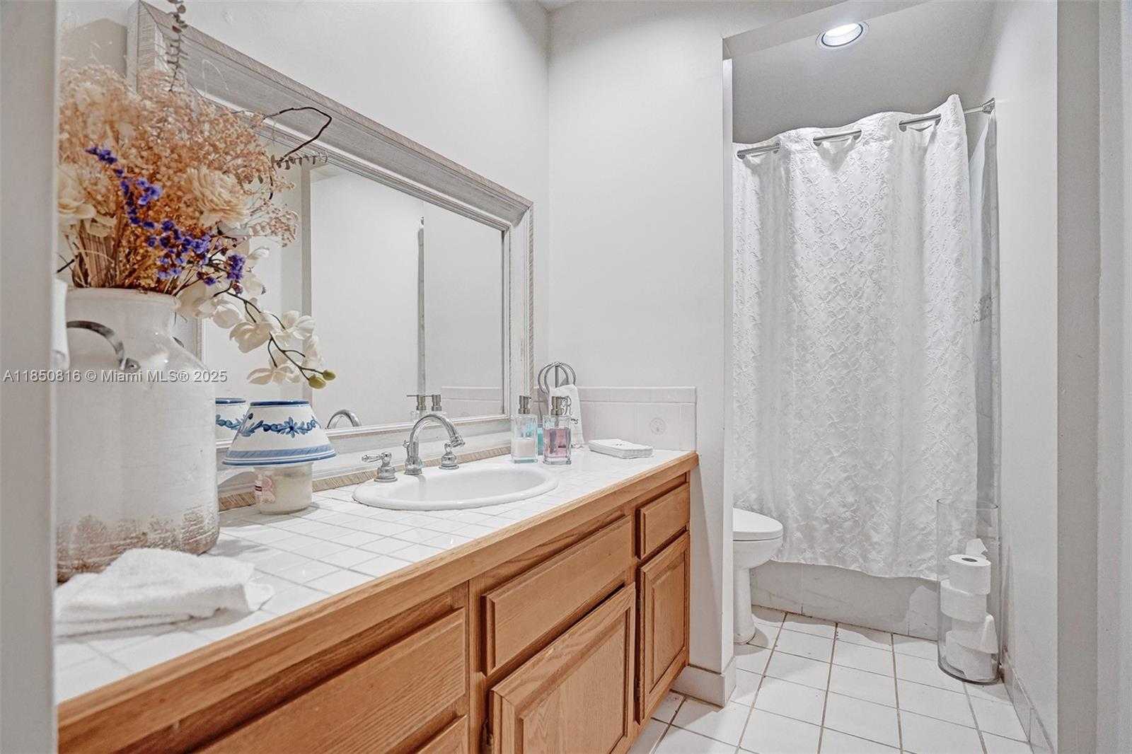 Small Image of 20975 SOUTH WEST 264TH ST, Homestead Number 12