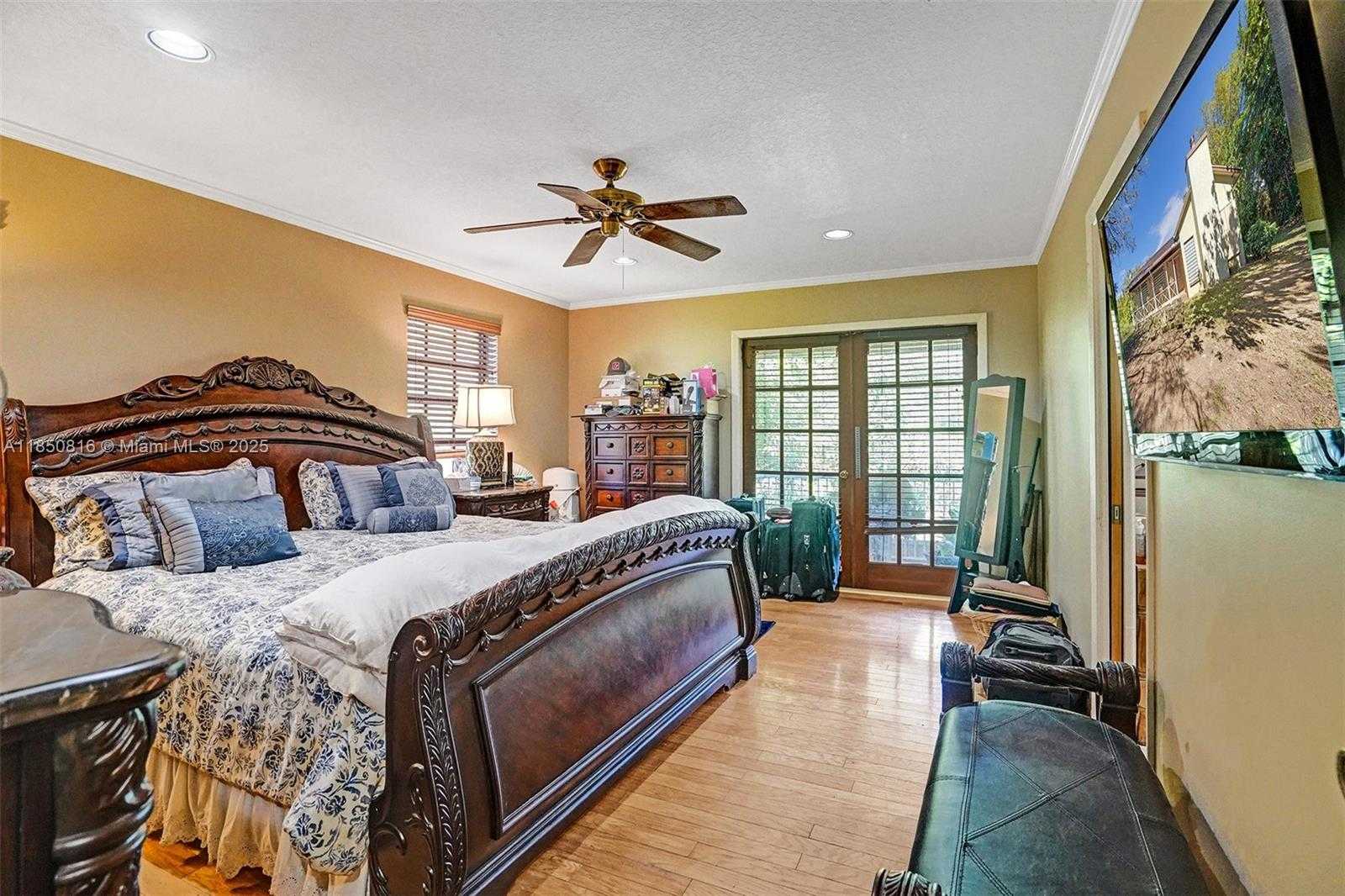 Small Image of 20975 SOUTH WEST 264TH ST, Homestead Number 13