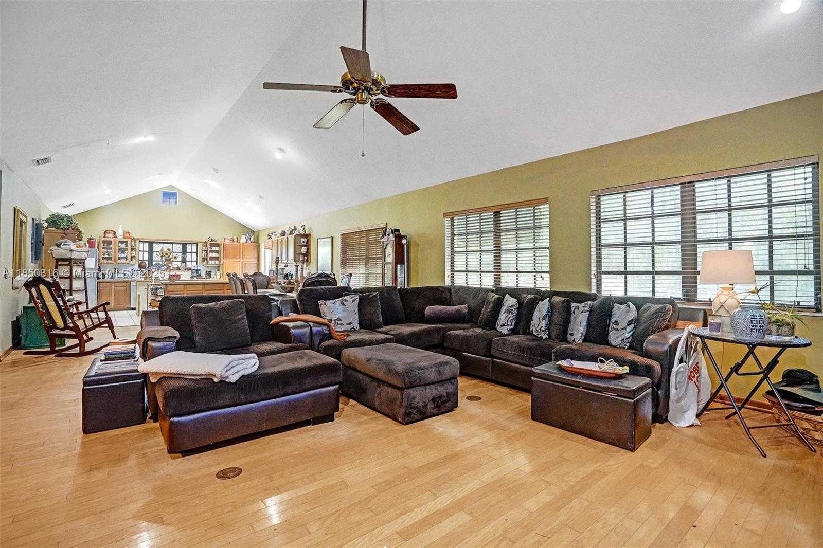 Small Image of 20975 SOUTH WEST 264TH ST, Homestead Number 5