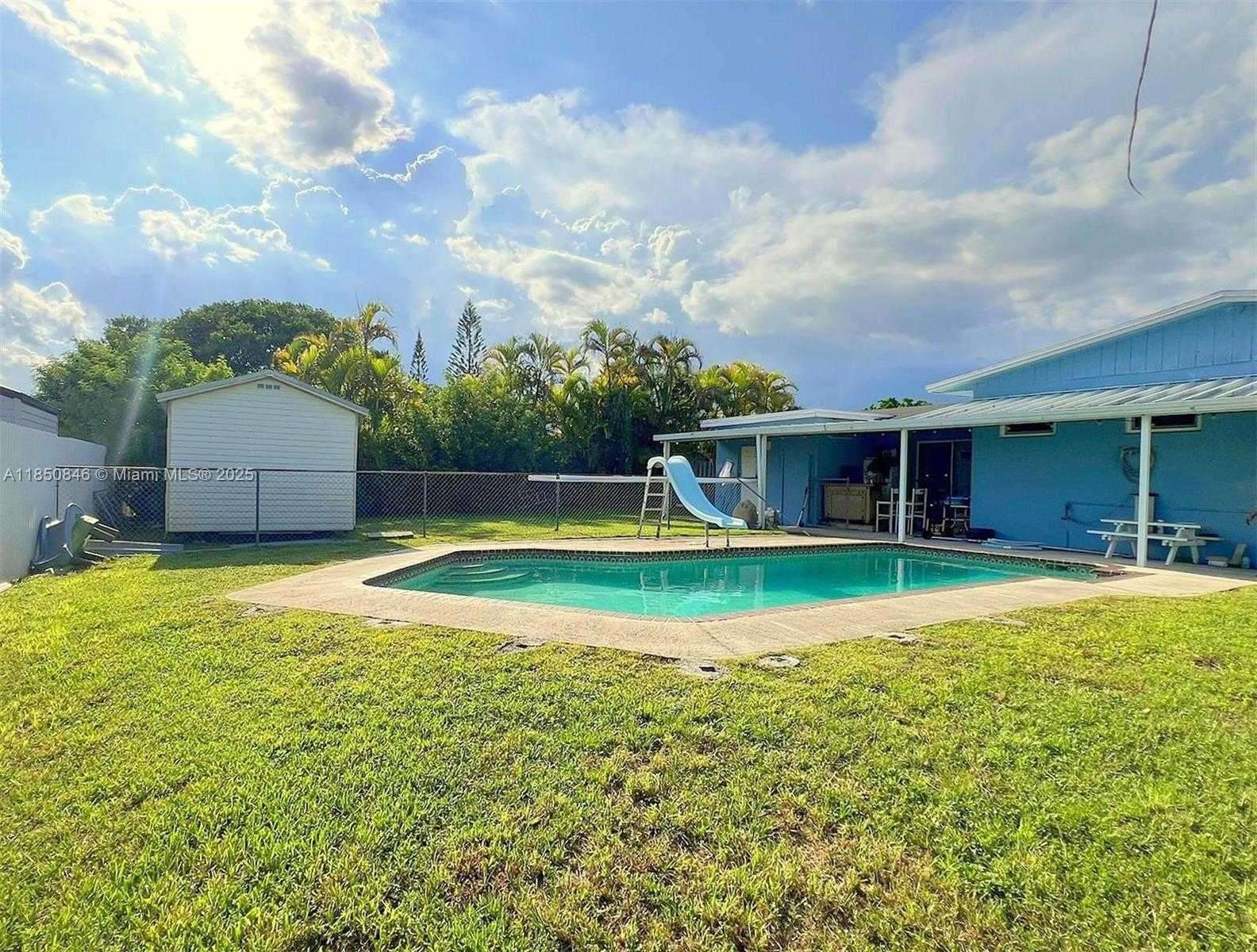 Small Image of 14850 SOUTH WEST 297TH ST, Homestead Number 5