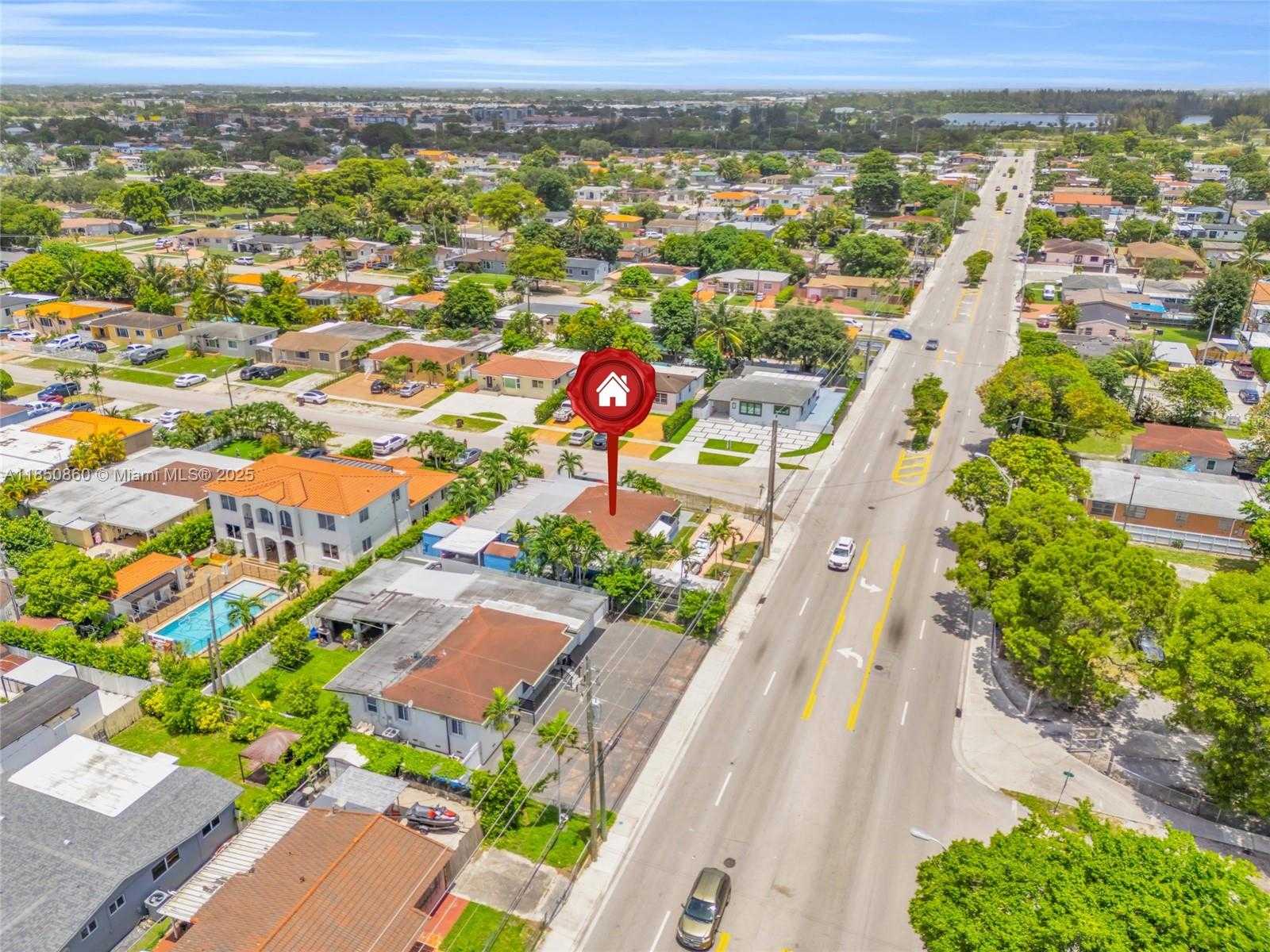 Small Image of 5890 PALM AVE, Hialeah Number 24