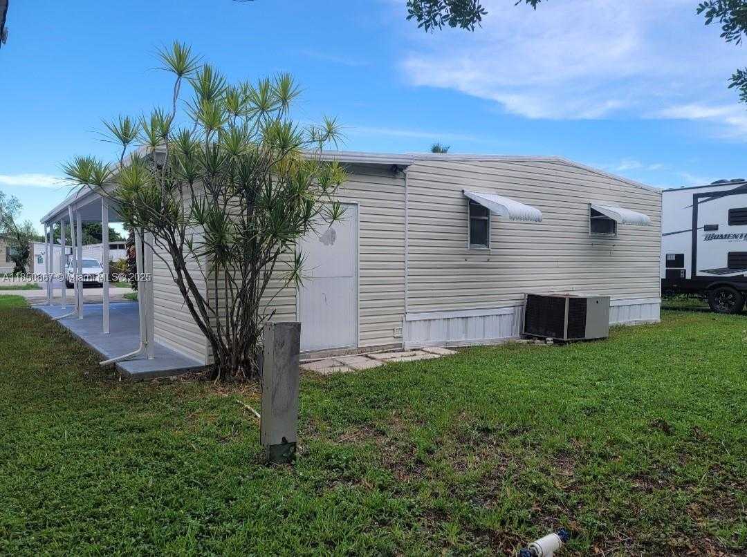 Small Image of 371 NORTH WEST 135TH WAY, Plantation Number 10