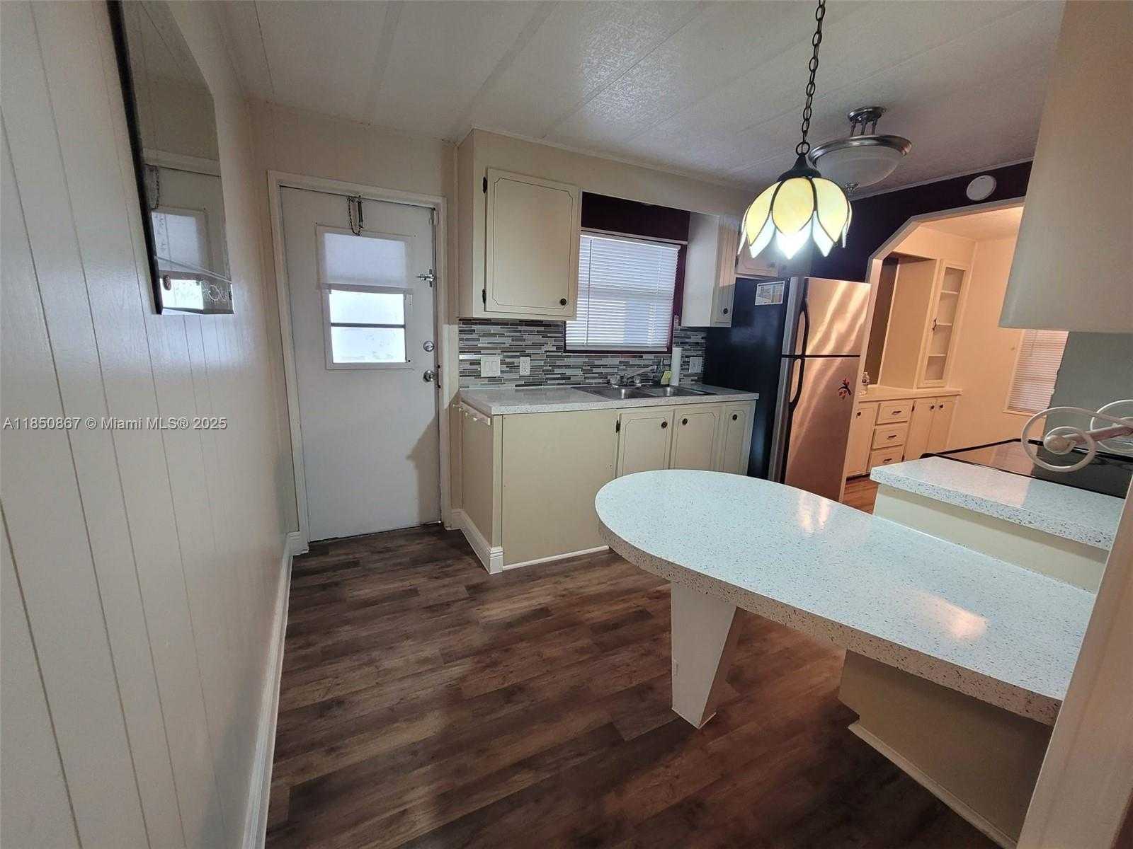 Small Image of 371 NORTH WEST 135TH WAY, Plantation Number 14