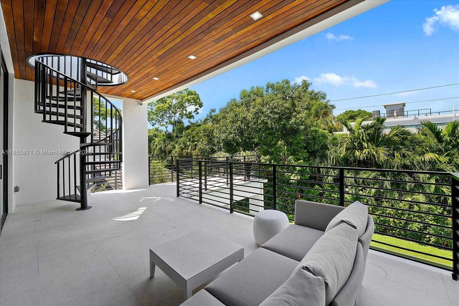 Small Image of 112 WEST PALM MIDWAY, Miami Beach Number 11