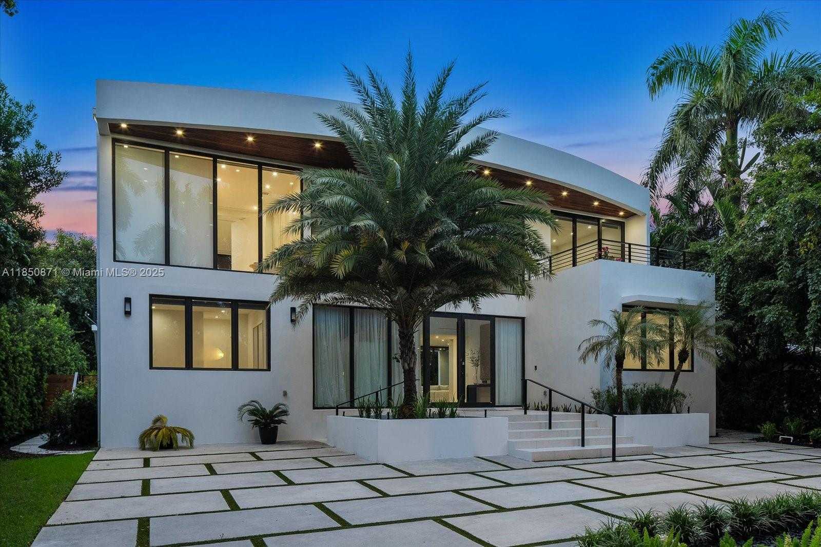 Small Image of 112 WEST PALM MIDWAY, Miami Beach Number 16