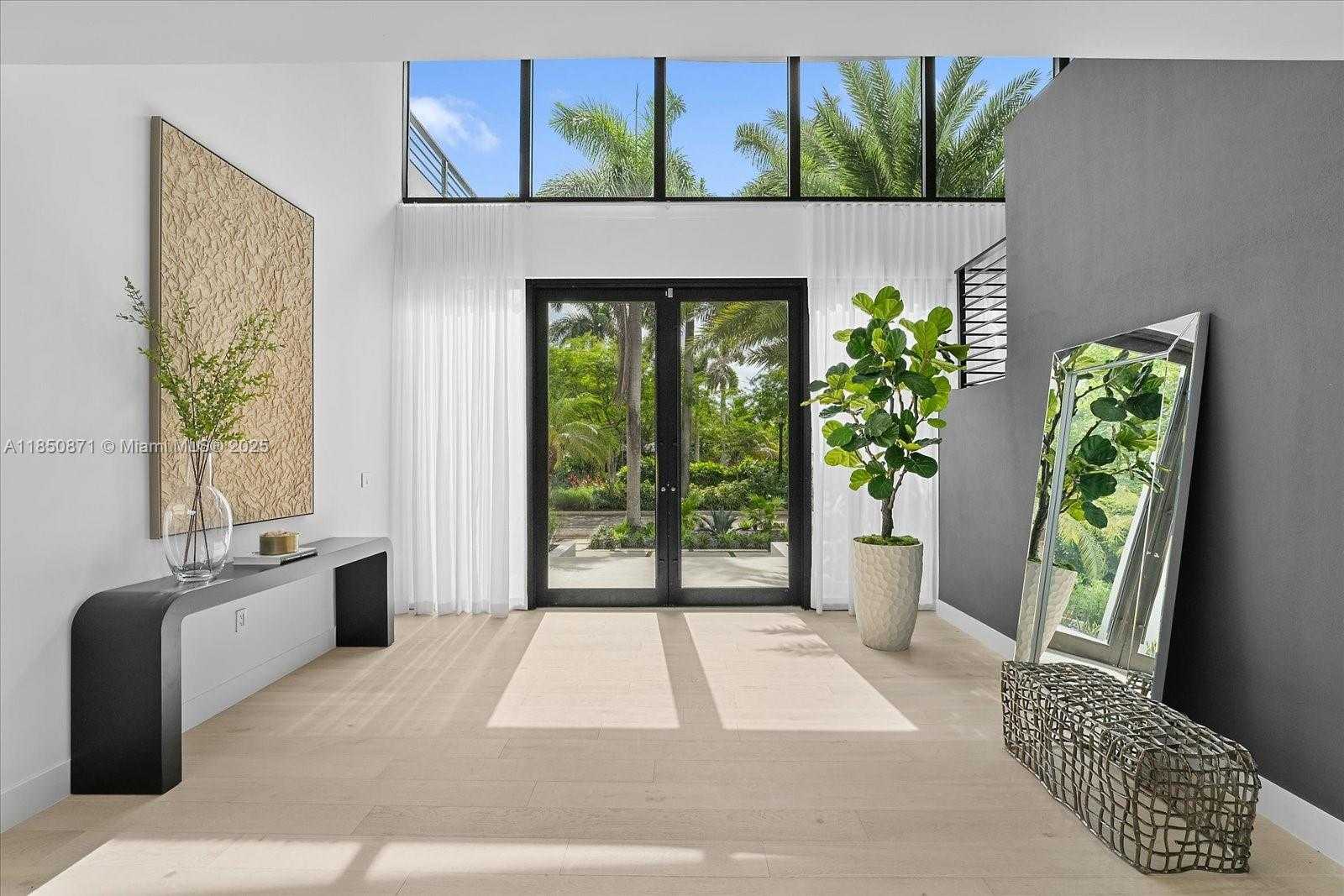 Small Image of 112 WEST PALM MIDWAY, Miami Beach Number 17