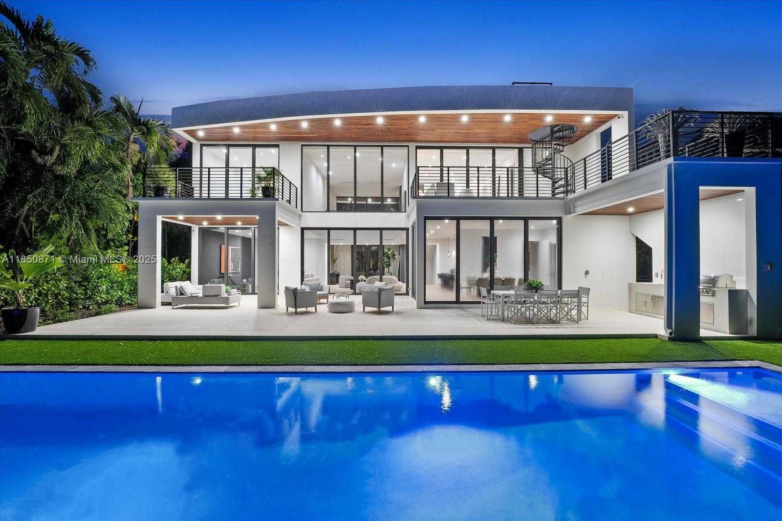 Small Image of 112 WEST PALM MIDWAY, Miami Beach Number 28