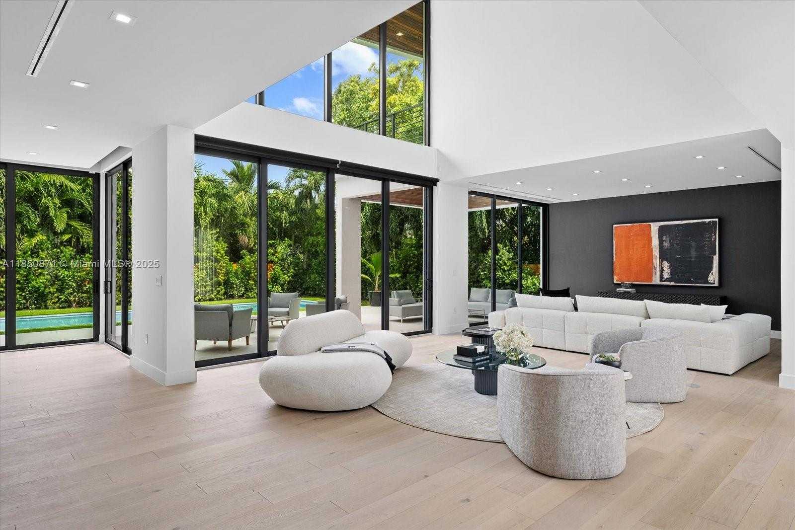 Small Image of 112 WEST PALM MIDWAY, Miami Beach Number 31