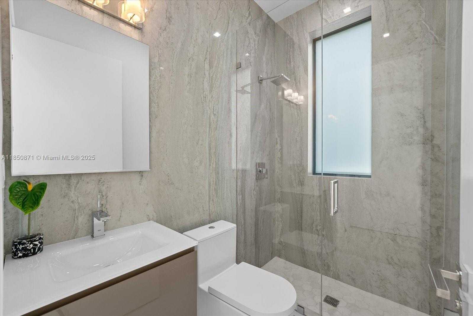 Small Image of 112 WEST PALM MIDWAY, Miami Beach Number 49