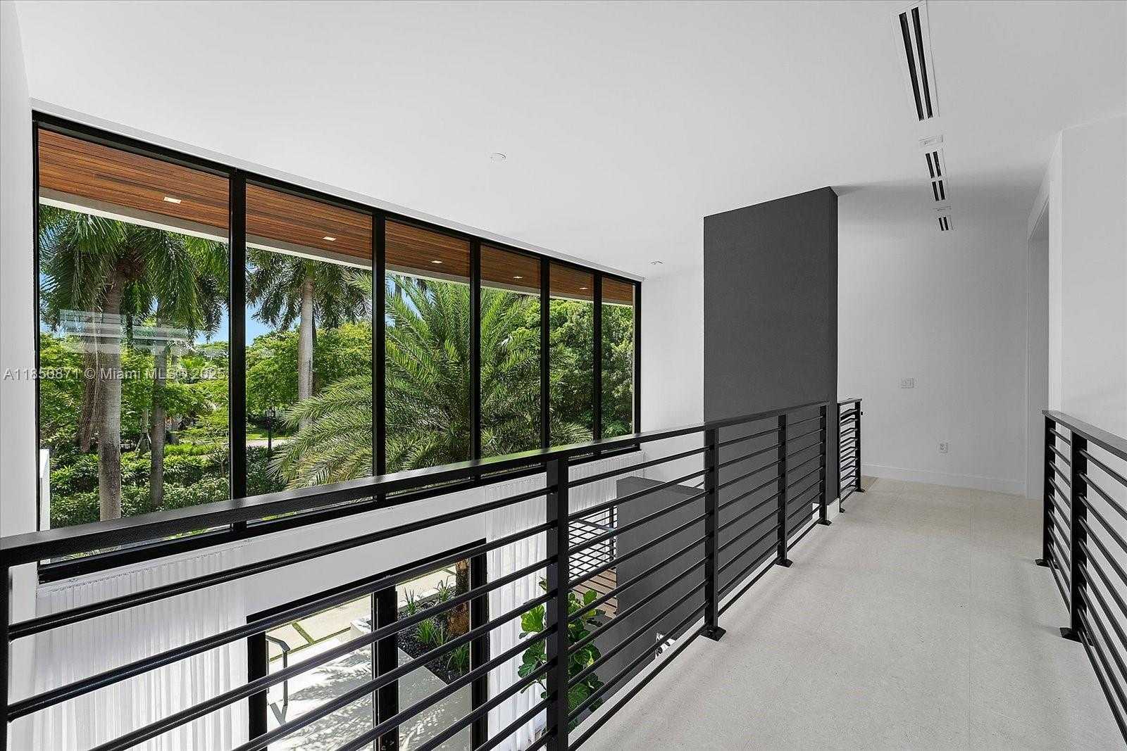 Small Image of 112 WEST PALM MIDWAY, Miami Beach Number 64