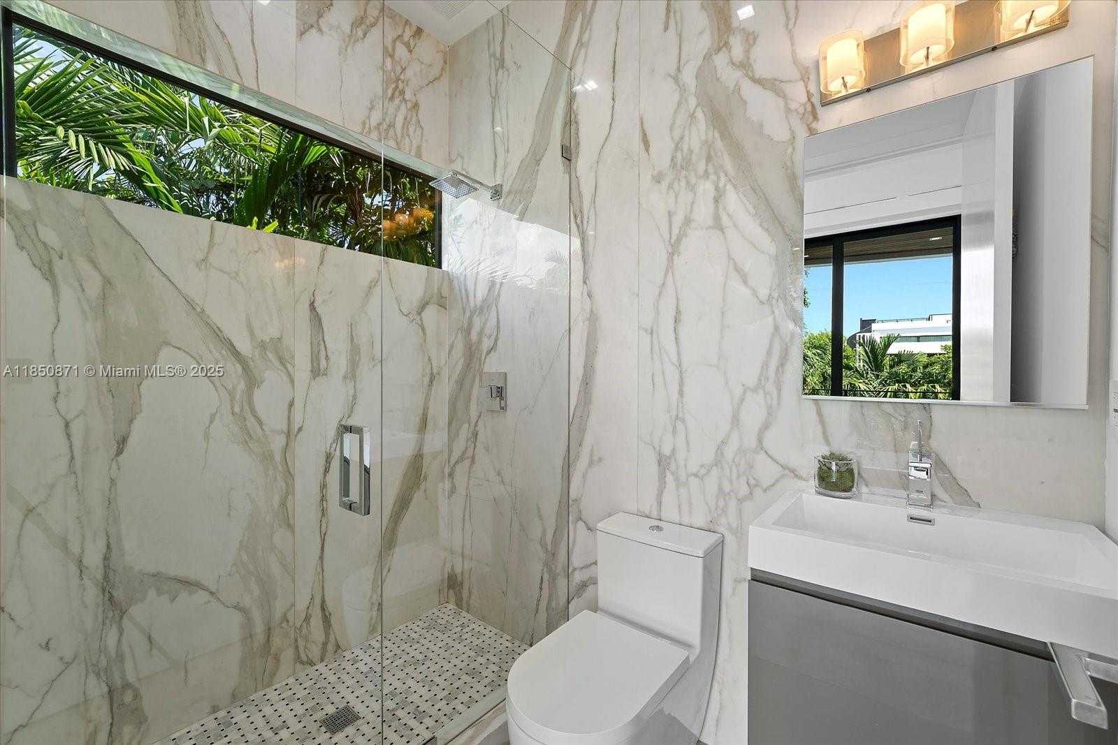 Small Image of 112 WEST PALM MIDWAY, Miami Beach Number 69