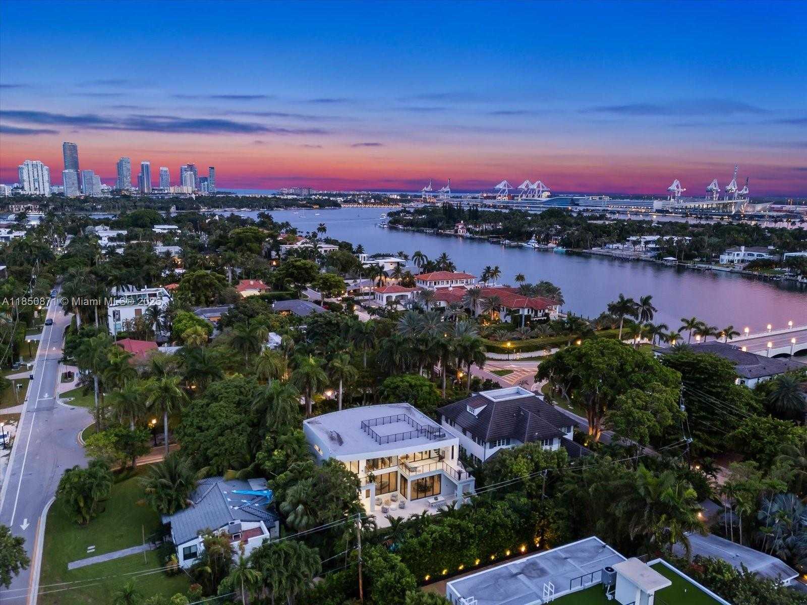 Small Image of 112 WEST PALM MIDWAY, Miami Beach Number 77