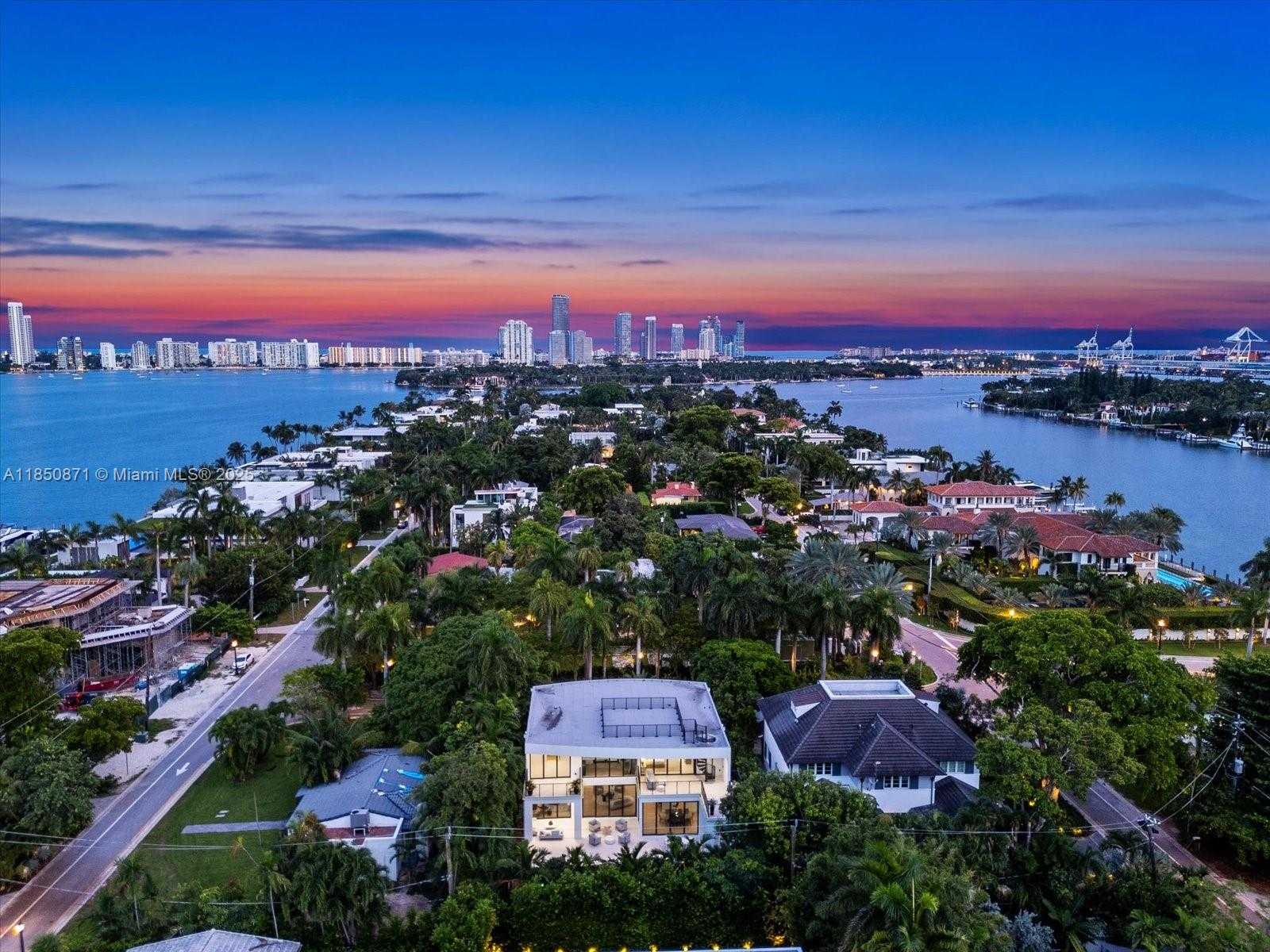 Small Image of 112 WEST PALM MIDWAY, Miami Beach Number 79