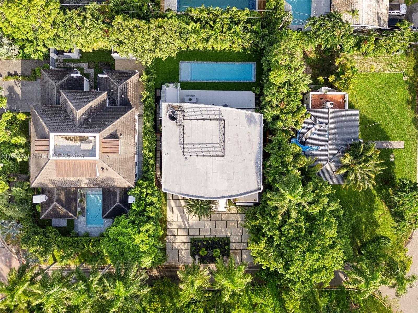 Small Image of 112 WEST PALM MIDWAY, Miami Beach Number 90