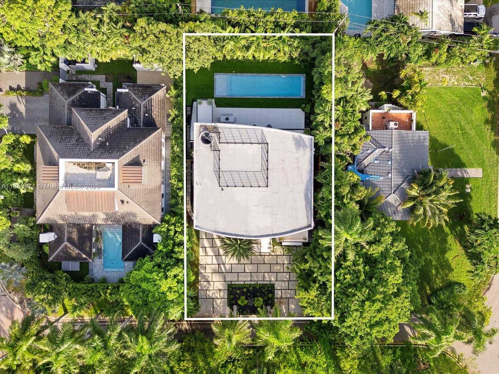 Small Image of 112 WEST PALM MIDWAY, Miami Beach Number 91