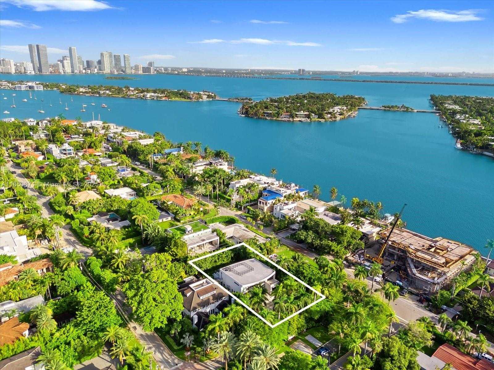 Small Image of 112 WEST PALM MIDWAY, Miami Beach Number 93
