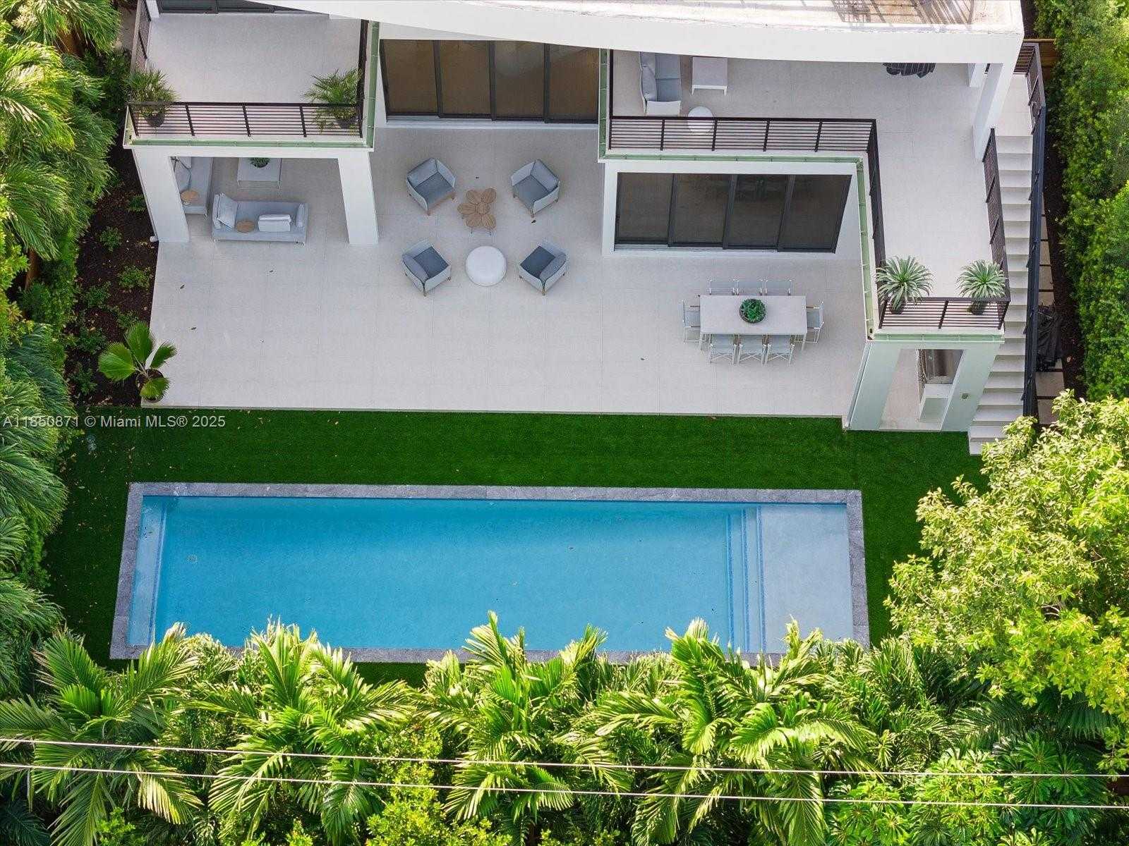 Small Image of 112 WEST PALM MIDWAY, Miami Beach Number 96