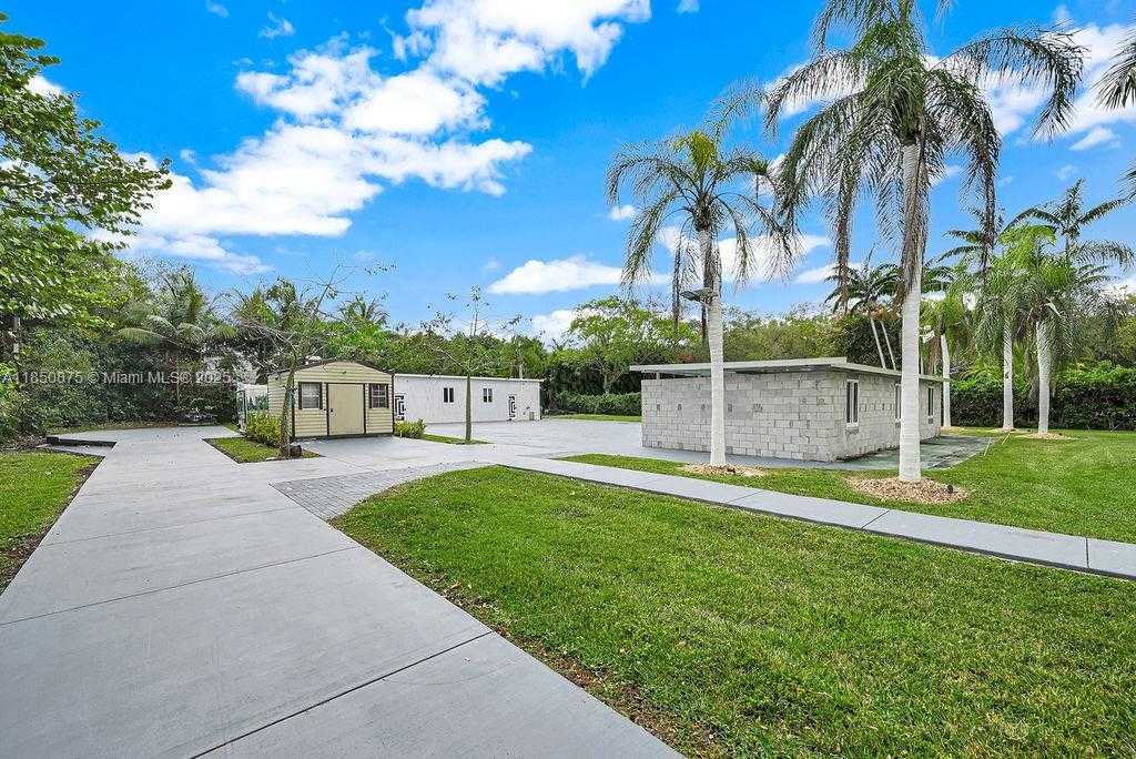 Small Image of 7830 SOUTH WEST 120TH ST, Pinecrest Number 50